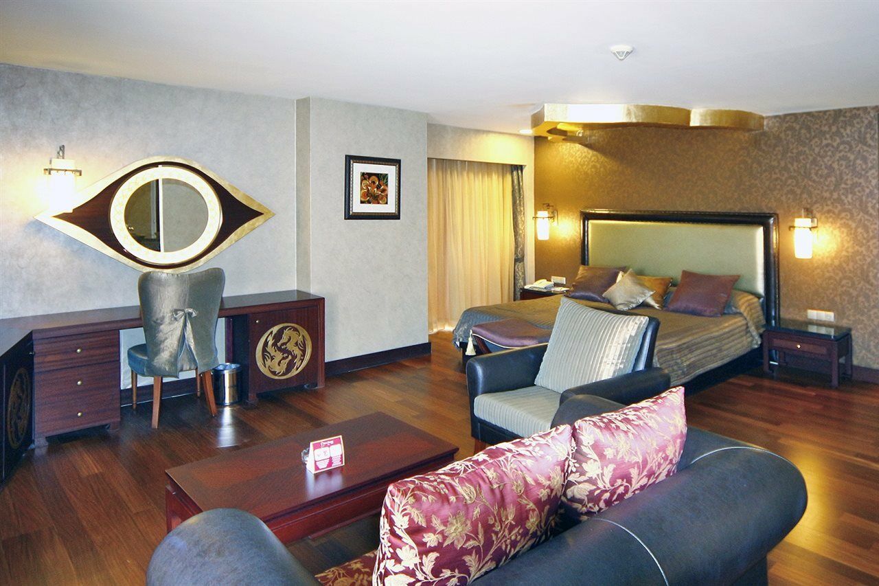 Royal Dragon Hotel ซีเด ภายนอก รูปภาพ